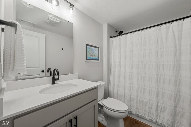 15606 Woodford Drive, Westfield, IN 46074