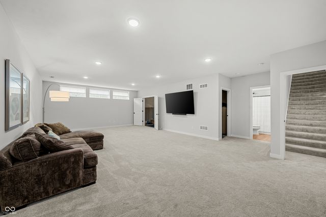 15606 Woodford Drive, Westfield, IN 46074