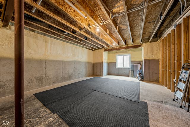 15606 Woodford Drive, Westfield, IN 46074