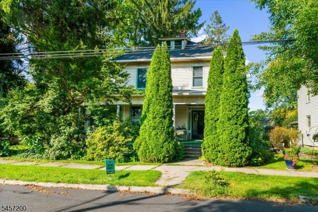 414 Mansfield St, Belvidere Twp., NJ 07823