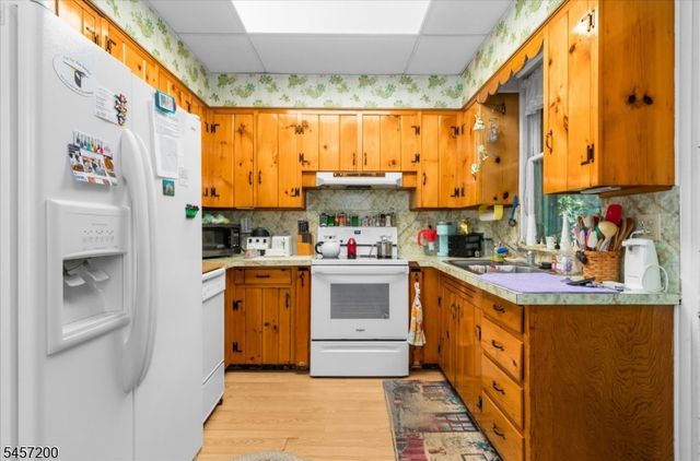 414 Mansfield St, Belvidere Twp., NJ 07823