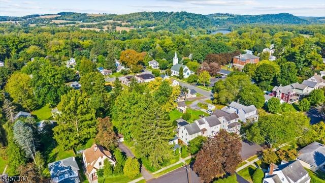 414 Mansfield St, Belvidere Twp., NJ 07823