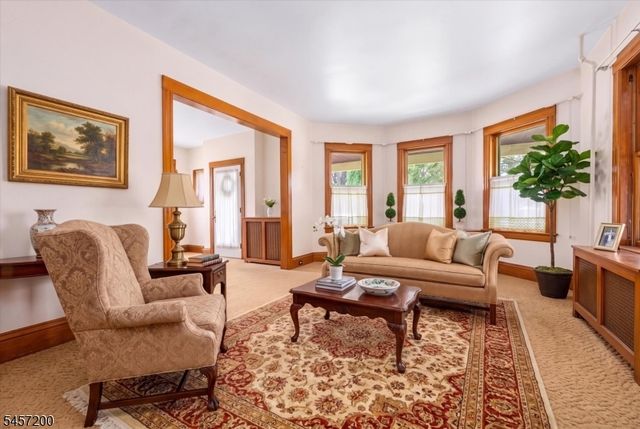 414 Mansfield St, Belvidere Twp., NJ 07823