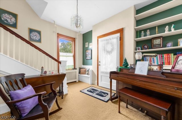 414 Mansfield St, Belvidere Twp., NJ 07823