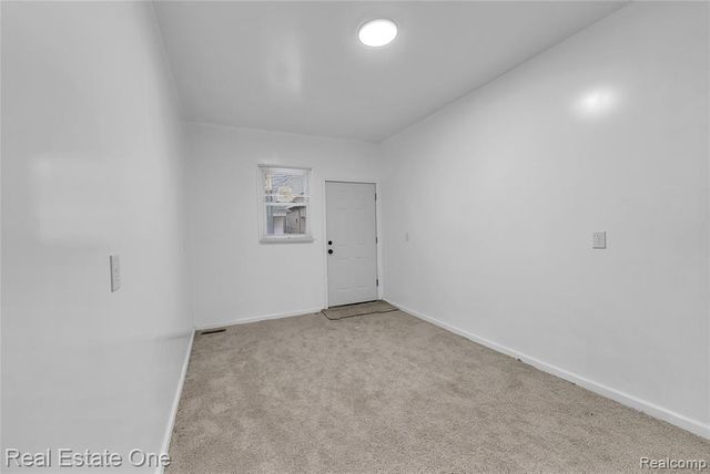 2438 Burnside Street, Detroit, MI 48212