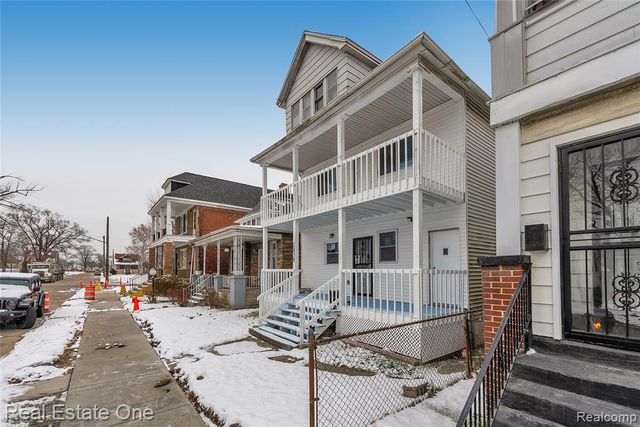 2438 Burnside Street, Detroit, MI 48212