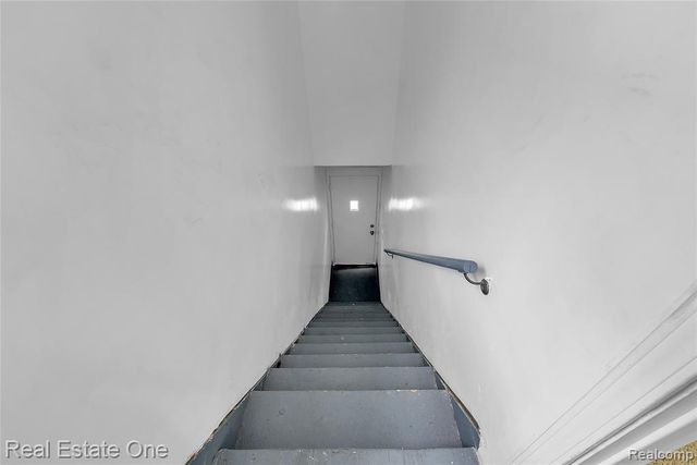 2438 Burnside Street, Detroit, MI 48212