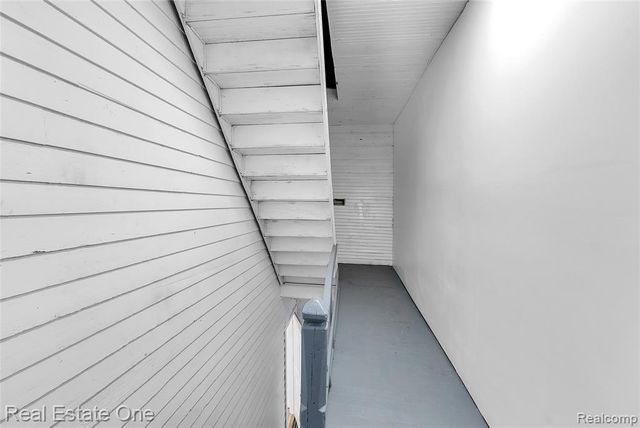 2438 Burnside Street, Detroit, MI 48212