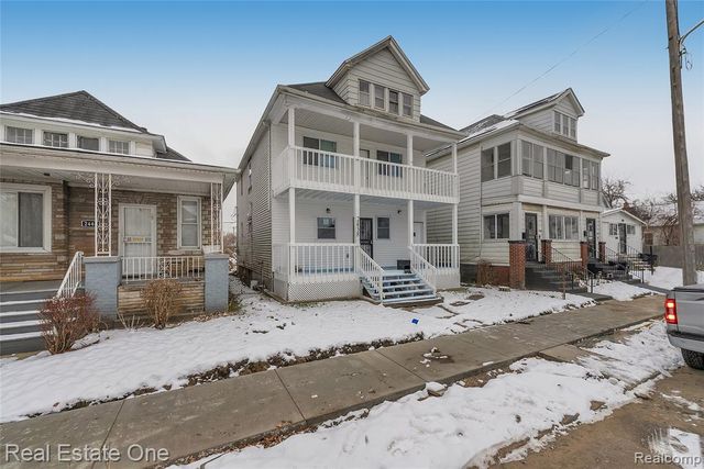 2438 Burnside Street, Detroit, MI 48212
