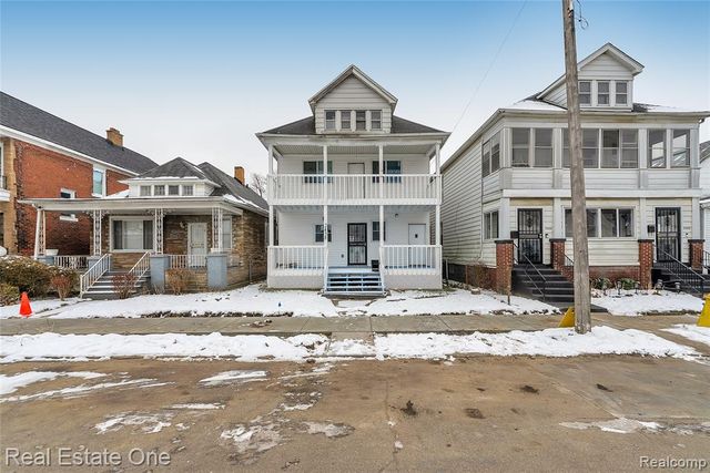 2438 Burnside Street, Detroit, MI 48212