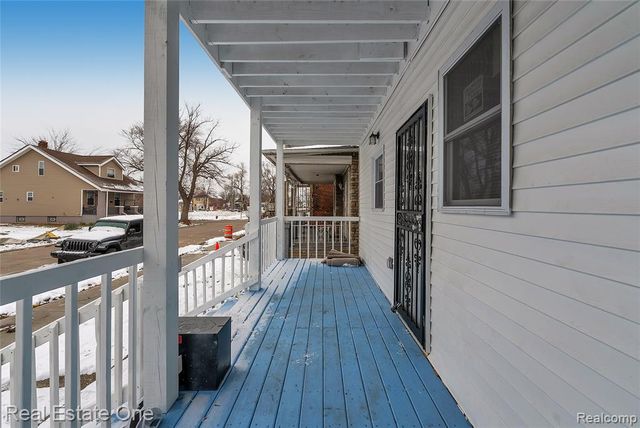 2438 Burnside Street, Detroit, MI 48212