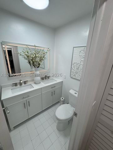 832 NW 81st Way 9, Plantation, FL 33324