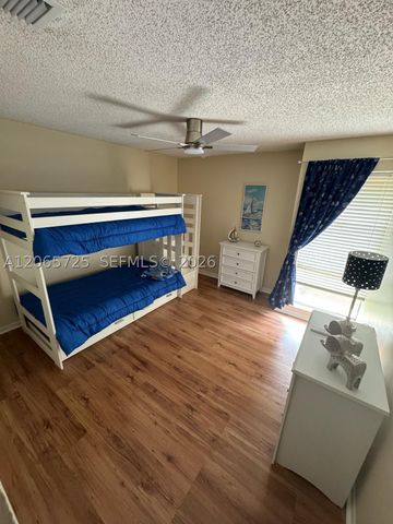 832 NW 81st Way 9, Plantation, FL 33324