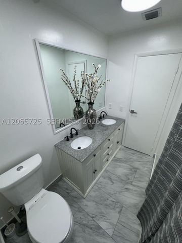 832 NW 81st Way 9, Plantation, FL 33324