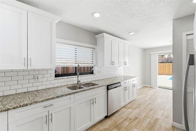 1925 REDBRIDGE DRIVE, Brandon, FL 33511