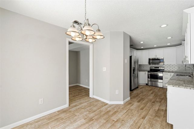 1925 REDBRIDGE DRIVE, Brandon, FL 33511