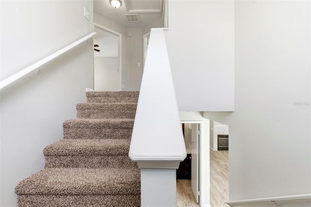 1925 REDBRIDGE DRIVE, Brandon, FL 33511