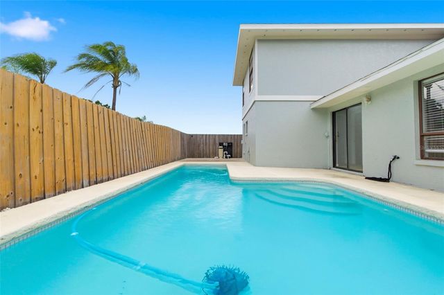 1925 REDBRIDGE DRIVE, Brandon, FL 33511