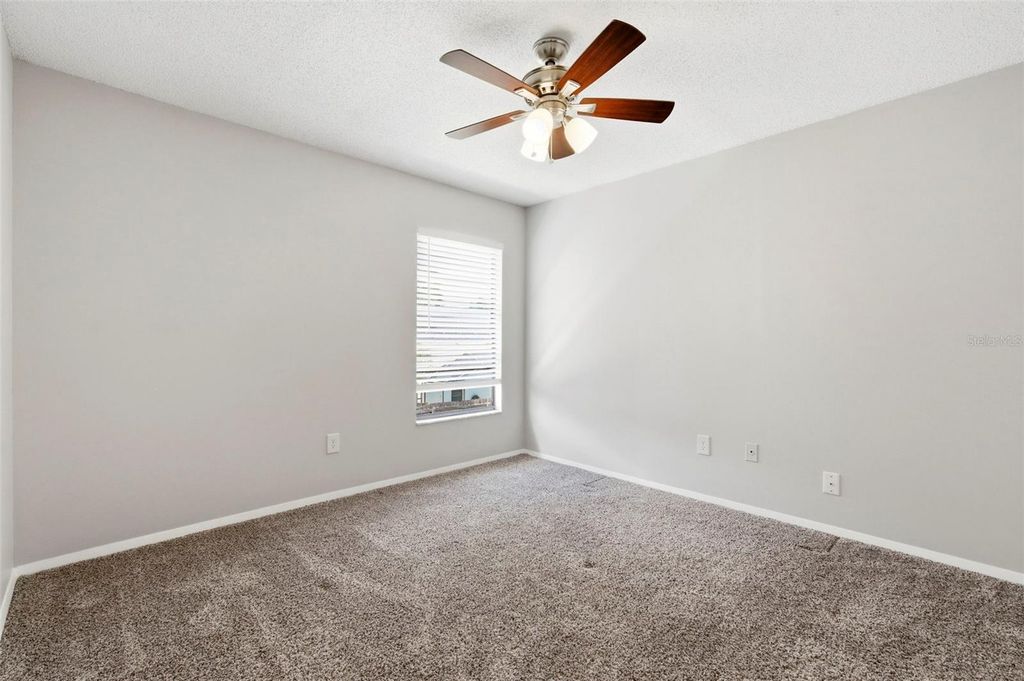 Image 34 of property listing at 1925 REDBRIDGE DRIVE, Brandon, FL 33511