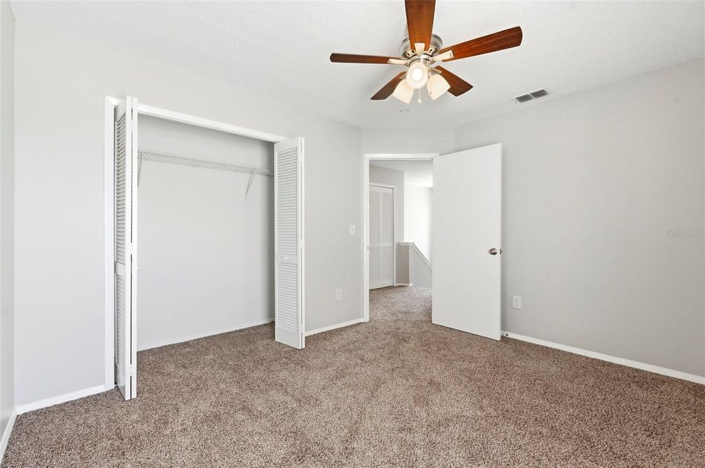 Image 39 of property listing at 1925 REDBRIDGE DRIVE, Brandon, FL 33511