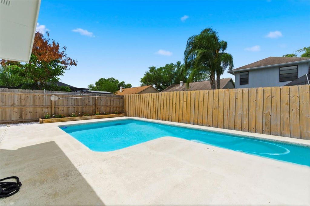 Image 43 of property listing at 1925 REDBRIDGE DRIVE, Brandon, FL 33511