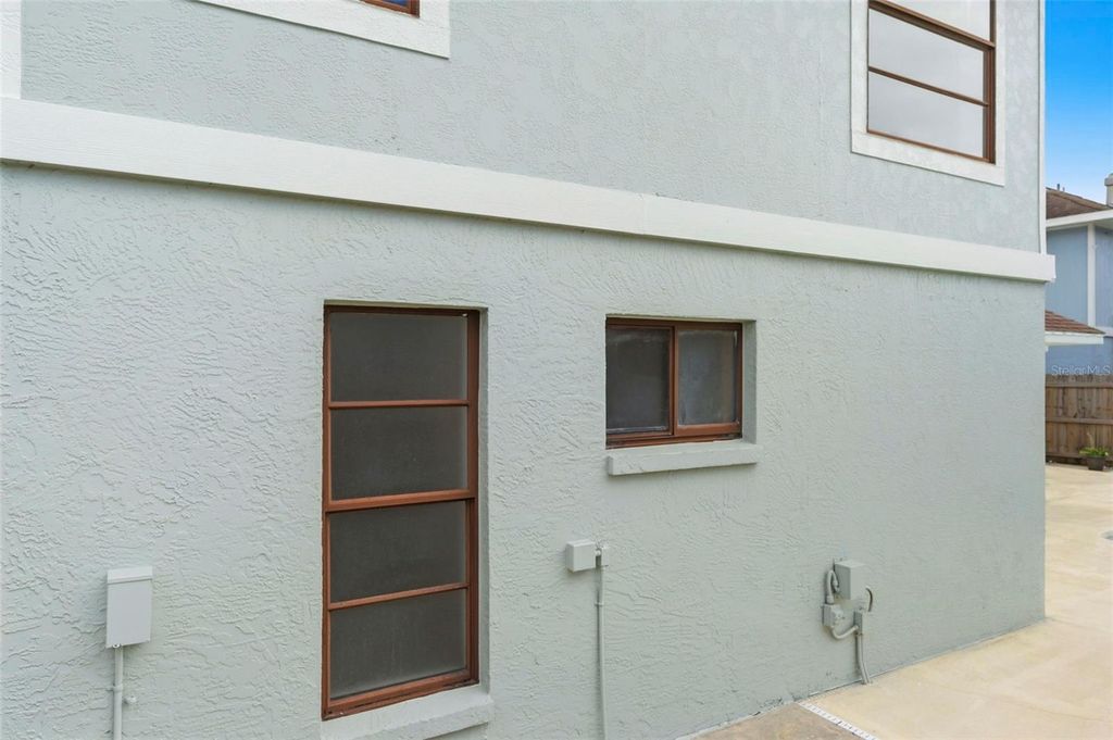 Image 48 of property listing at 1925 REDBRIDGE DRIVE, Brandon, FL 33511