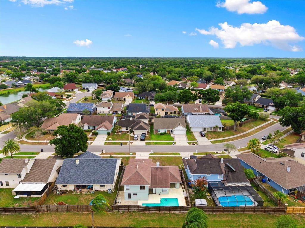 Image 64 of property listing at 1925 REDBRIDGE DRIVE, Brandon, FL 33511