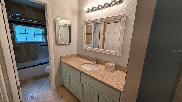 4000 POINCIANA COURT, Palm Harbor, FL 34684