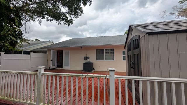4000 POINCIANA COURT, Palm Harbor, FL 34684
