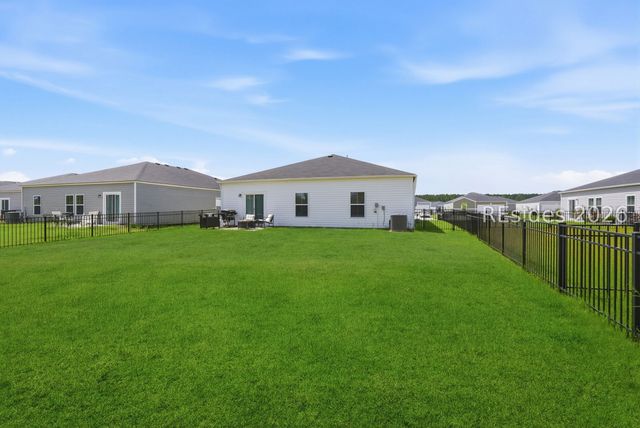 188 Red Dogwood Ln, Hardeeville, SC 29927