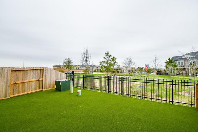 6562 Scarlet Pond Ln, Fulshear, TX 77441