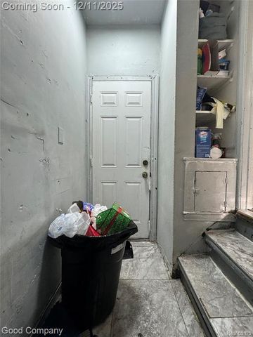 20026 Strasburg Street, Detroit, MI 48205