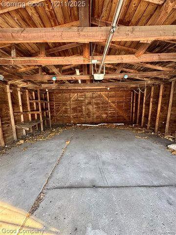 20026 Strasburg Street, Detroit, MI 48205