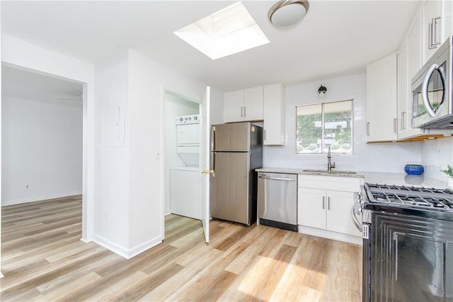 346 Carpenter Drive 20, Atlanta, GA 30328