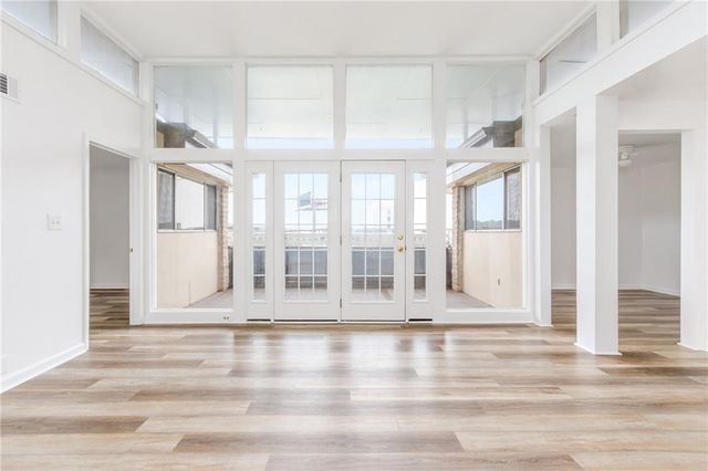 346 Carpenter Drive 20, Atlanta, GA 30328