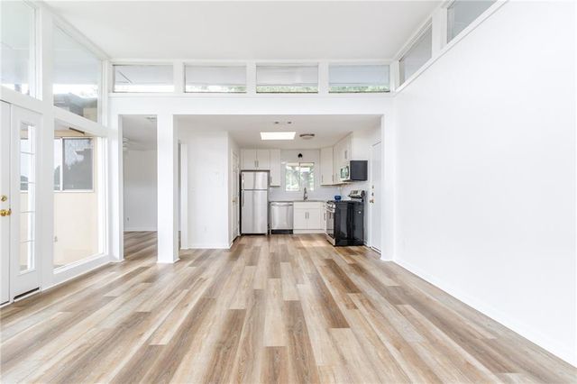 346 Carpenter Drive 20, Atlanta, GA 30328