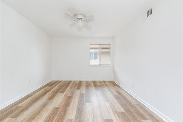 346 Carpenter Drive 20, Atlanta, GA 30328