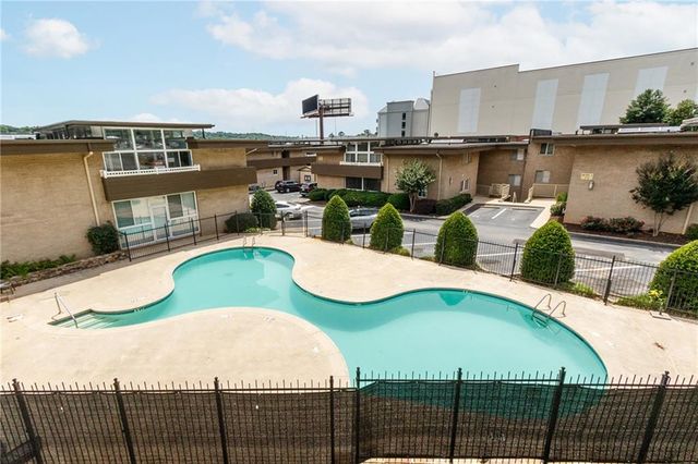 346 Carpenter Drive 20, Atlanta, GA 30328
