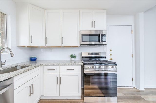 346 Carpenter Drive 20, Atlanta, GA 30328