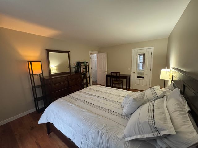 432 South St Apt B2, Bennington, VT 05201