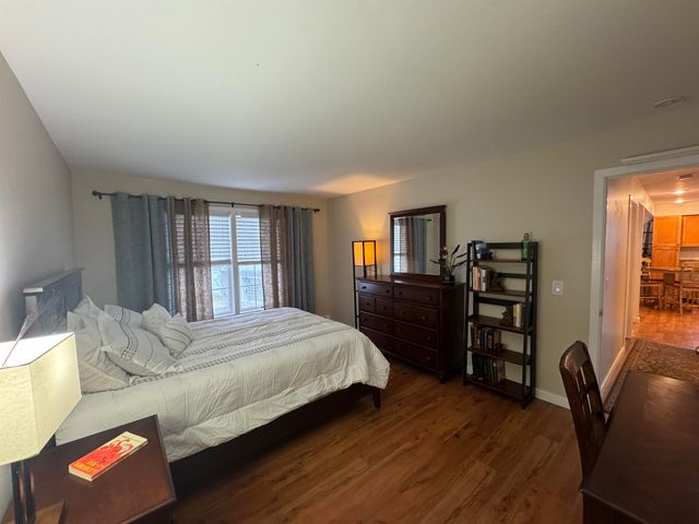 432 South St Apt B2, Bennington, VT 05201