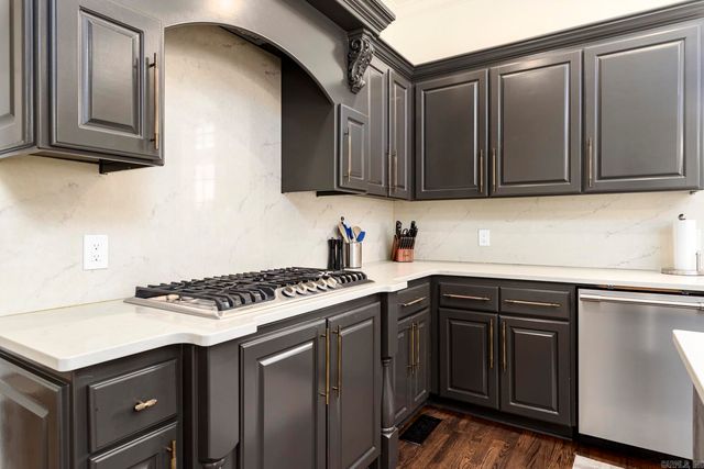 47 QUERCUS CIRCLE, Little Rock, AR 72223