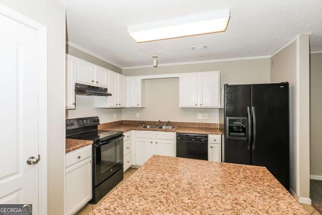 152 Shenandoah Drive, Riverdale, GA 30274