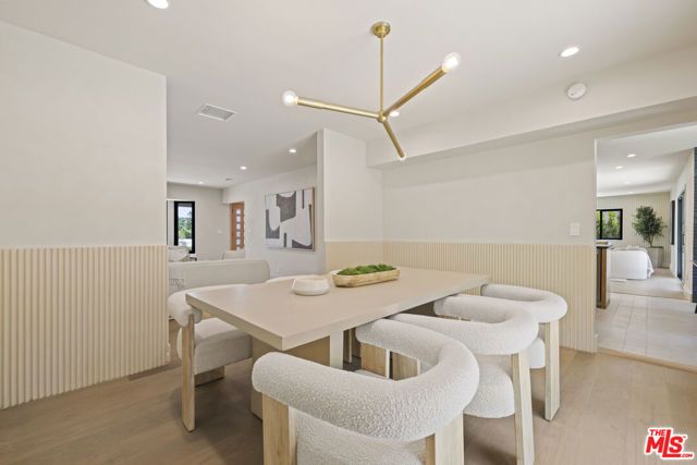 11268 Dona Lola Drive, Studio City (los Angeles), CA 91604