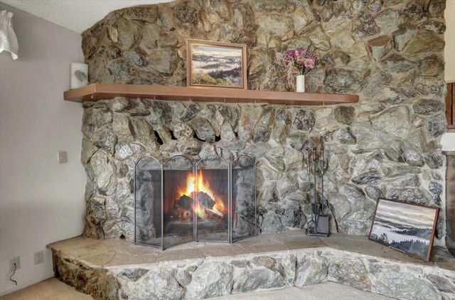 17472 Troy Ct, Grass Valley, CA 95949