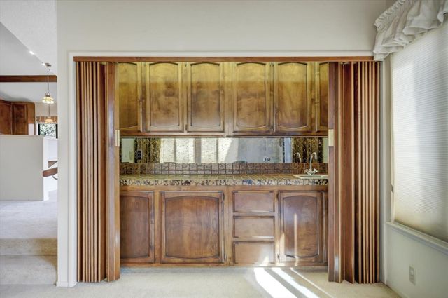 17472 Troy Ct, Grass Valley, CA 95949