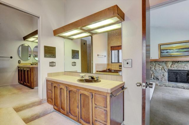 17472 Troy Ct, Grass Valley, CA 95949