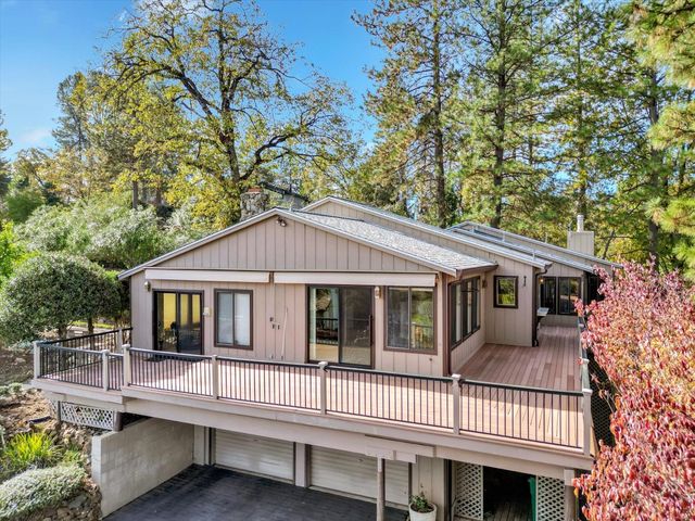 17472 Troy Ct, Grass Valley, CA 95949