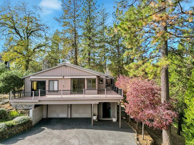 17472 Troy Ct, Grass Valley, CA 95949