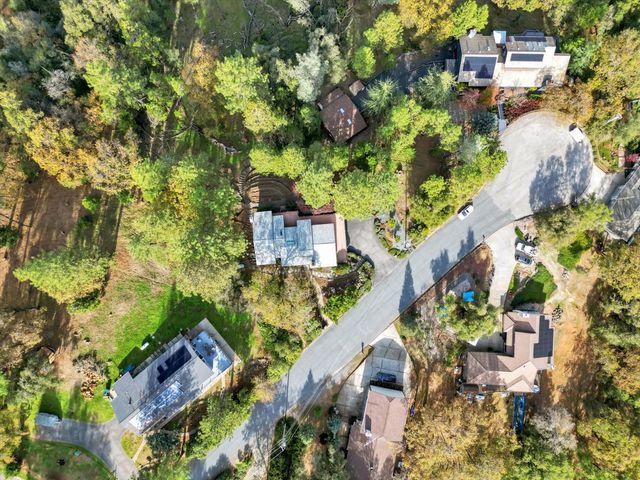 17472 Troy Ct, Grass Valley, CA 95949